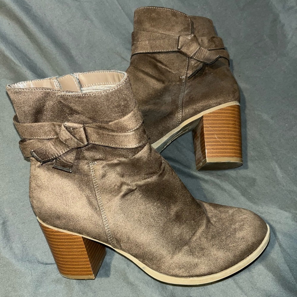 Short Boots